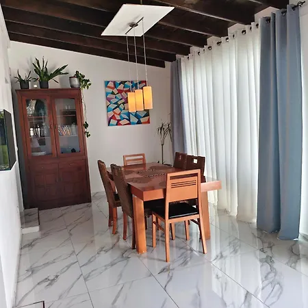 Vista Bayuyo Tatil Evi Corralejo